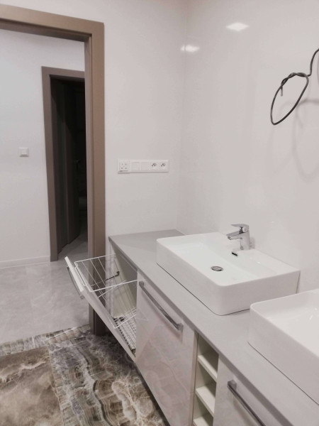 151img-20211217-185256-151